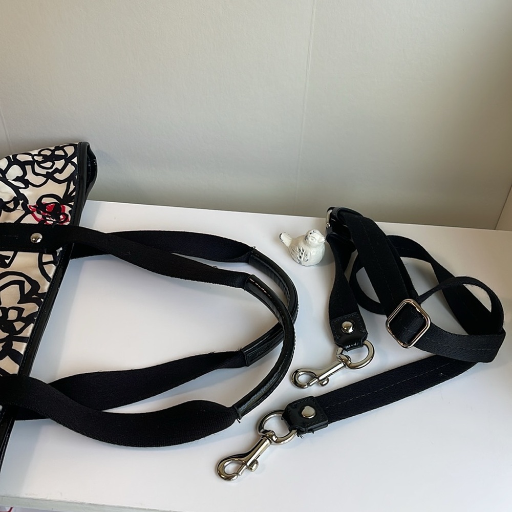 Coach Poppy Tote - Picture 8 of 17